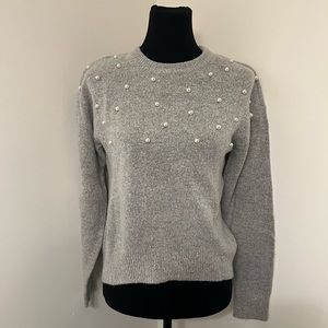 Hooked Up grey light-weight sweater with pearl detail - Size S - NWT